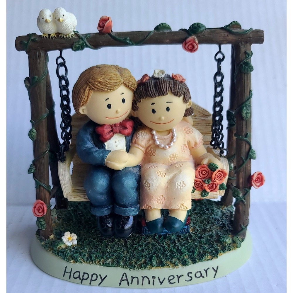 Vintage Happy Anniversary Figurine Zingle-Berry  Pavilion Gift Co 1998 Gift‎